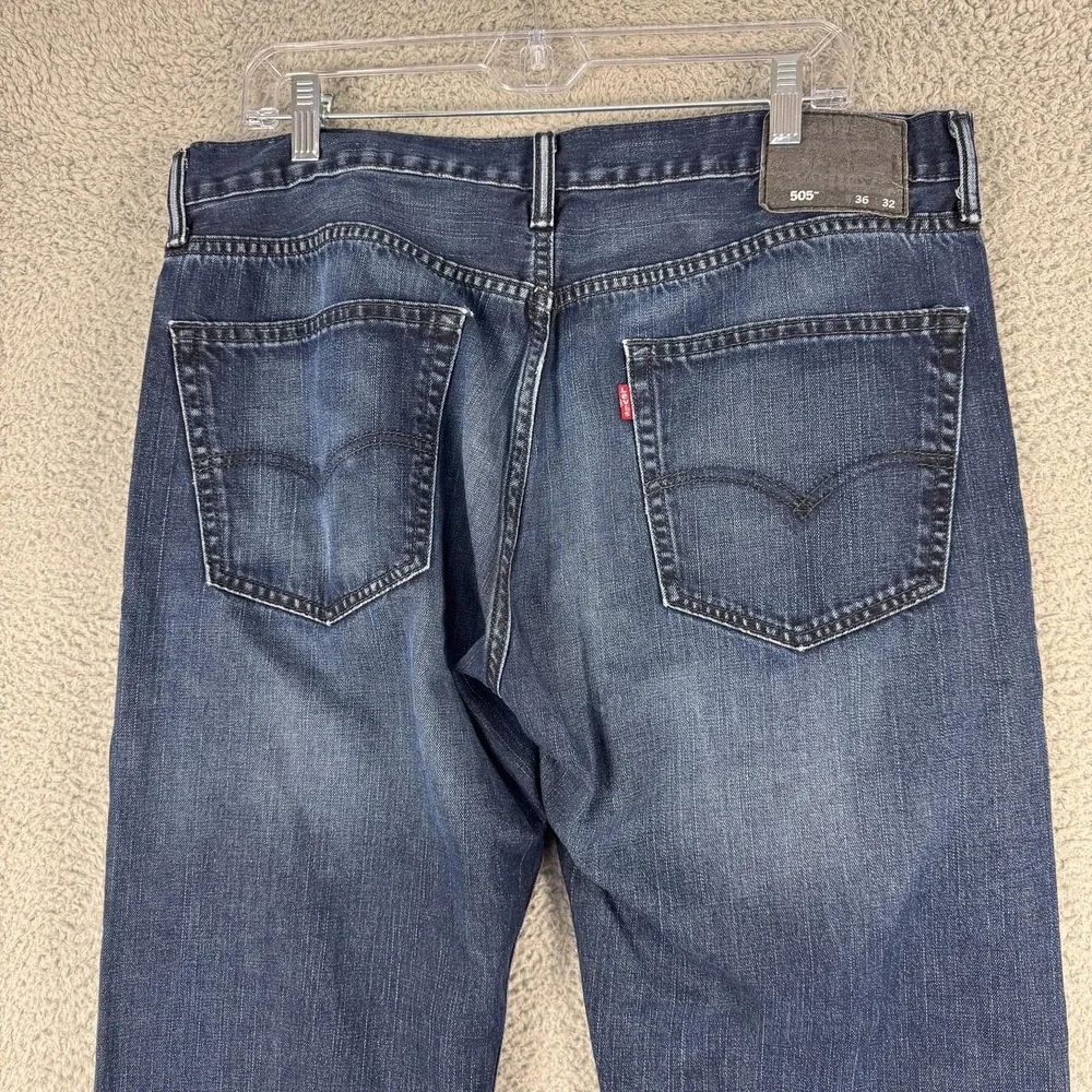 Levis 505 Jeans Mens 36 Blue Denim Straight‎ Leg Medium Wash Classic Work 36x31